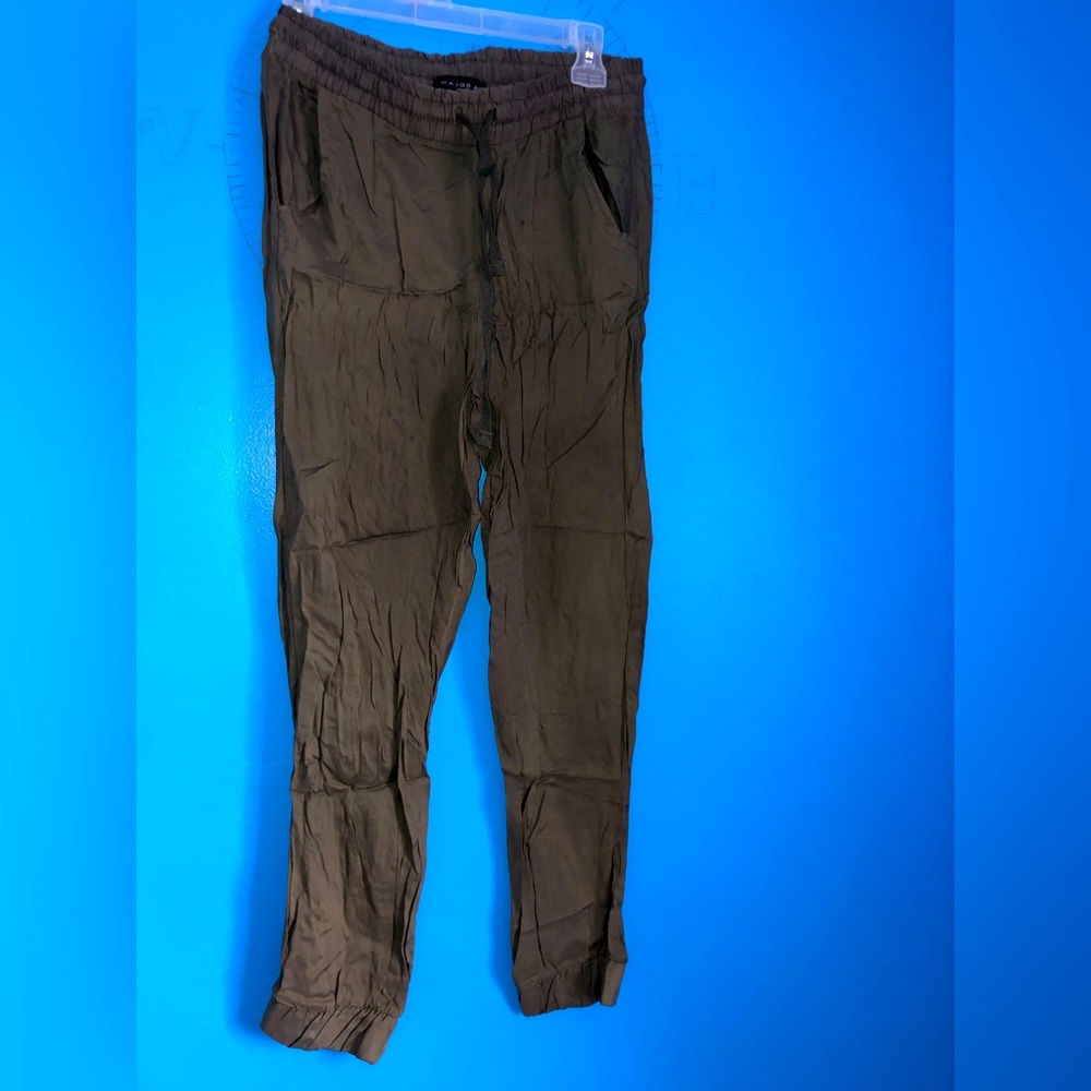 Everyday green kaki pants
